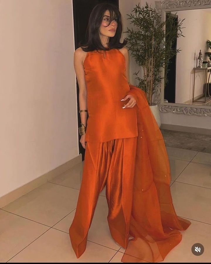 Basic Mist's-Silk handmade stitch dress