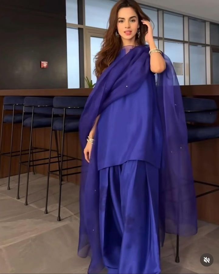Basic Mist's-Silk handmade stitch dress