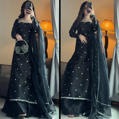 Summer wear handmade unstitch dress- Black lady