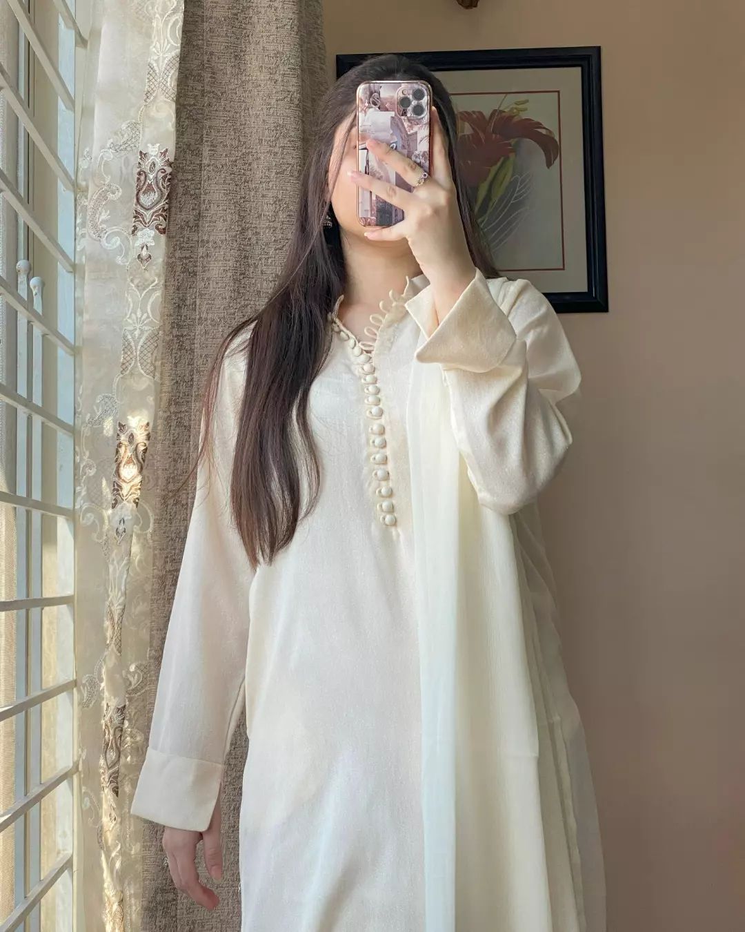 Basic White-stitch dress winter